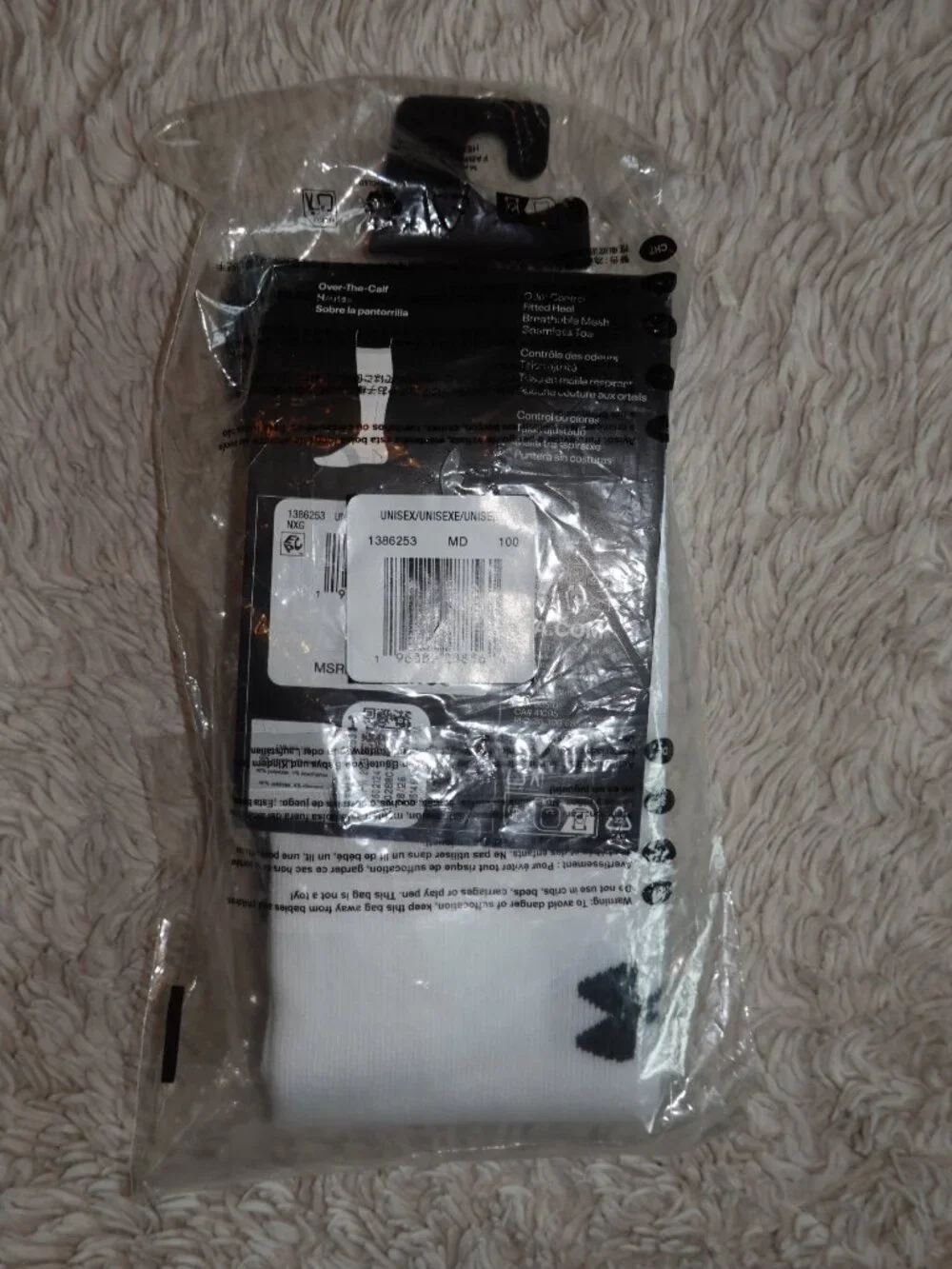 Unisex Size Medium Under Armour Team Over The Calf Socks, White, NWT